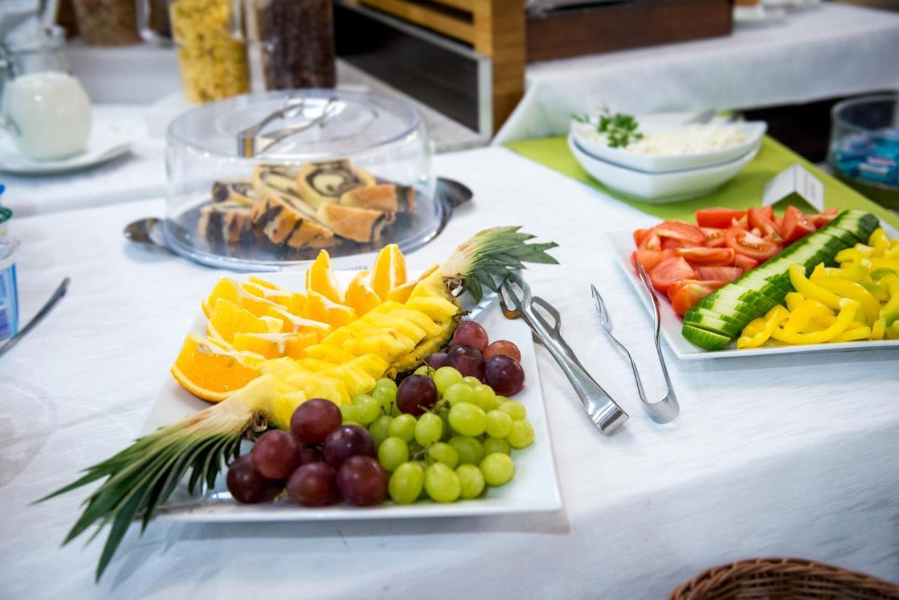 Hotel Mlynska 우헤르스케 흐라디슈테 외부 사진